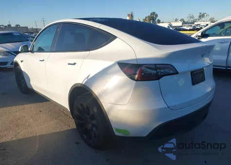 2022 Tesla Model Y Long Range Dual Motor All-Wheel Drive from USA, damaged, VIN 7SAYGDEE4NF538884